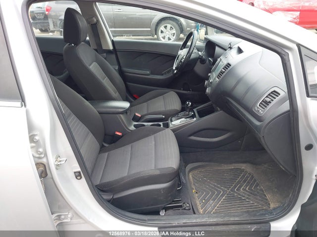 12568976 :رقم المزاد ، 3KPFL4A83HE035521 vin ، 2017 Kia Forte Ex مزاد بيع