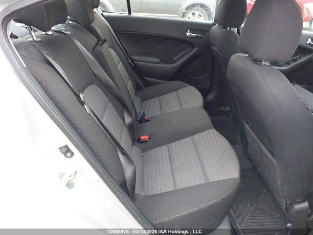 12568976 :رقم المزاد ، 3KPFL4A83HE035521 vin ، 2017 Kia Forte Ex مزاد بيع