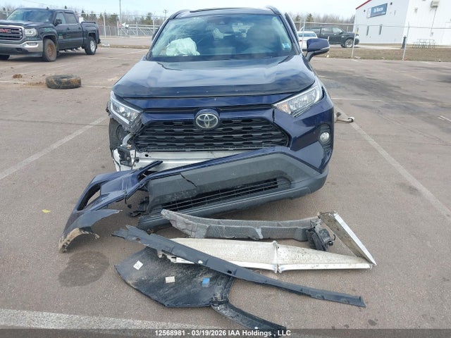 2021 Toyota Rav4 Xle/xle Premium მანქანა იყიდება აუქციონზე, vin: 2T3R1RFV9MW238362, აუქციონის ნომერი: 12568981