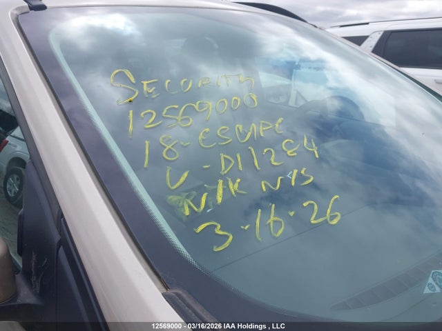 1FMCU0GD4JUD11284 Ford ESCAPE SE
