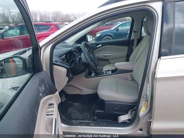 1FMCU0GD4JUD11284 Ford ESCAPE SE