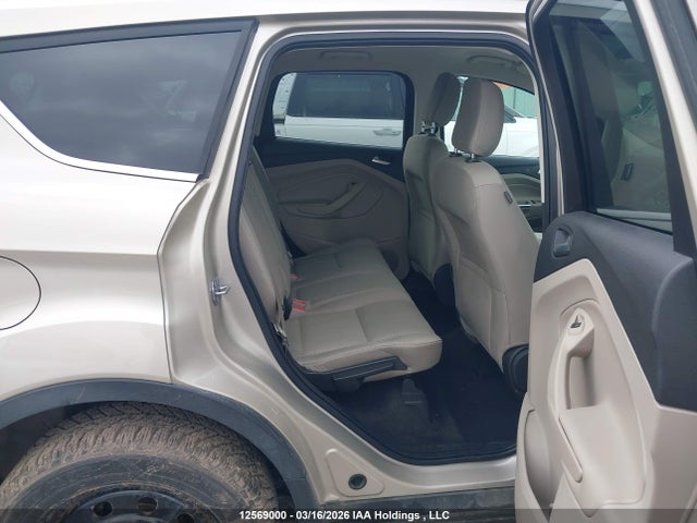 1FMCU0GD4JUD11284 Ford ESCAPE SE