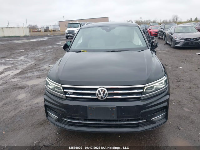 Продажа на аукционе авто 2021 Volkswagen Tiguan Highline, vin: 3VV4B7AX7MM036997, номер лота: 12569002