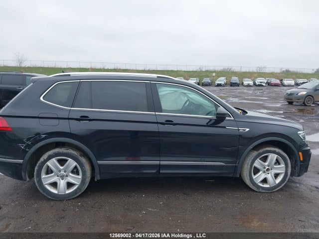 Продажа на аукционе авто 2021 Volkswagen Tiguan Highline, vin: 3VV4B7AX7MM036997, номер лота: 12569002