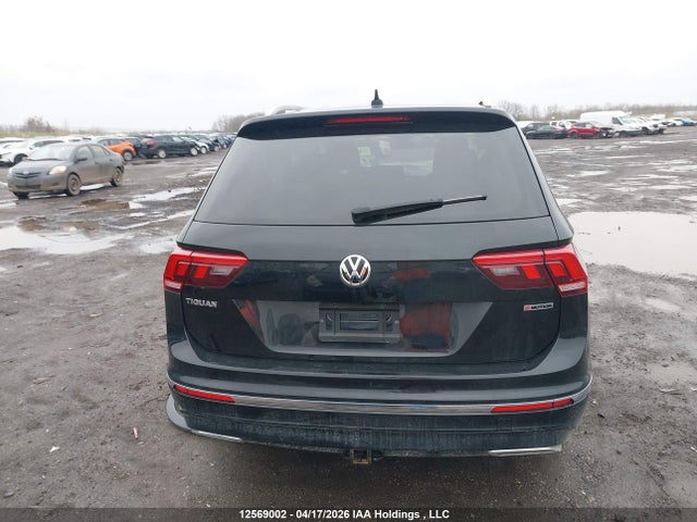 Продажа на аукционе авто 2021 Volkswagen Tiguan Highline, vin: 3VV4B7AX7MM036997, номер лота: 12569002