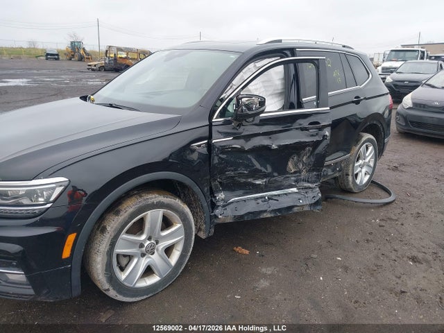 Продажа на аукционе авто 2021 Volkswagen Tiguan Highline, vin: 3VV4B7AX7MM036997, номер лота: 12569002