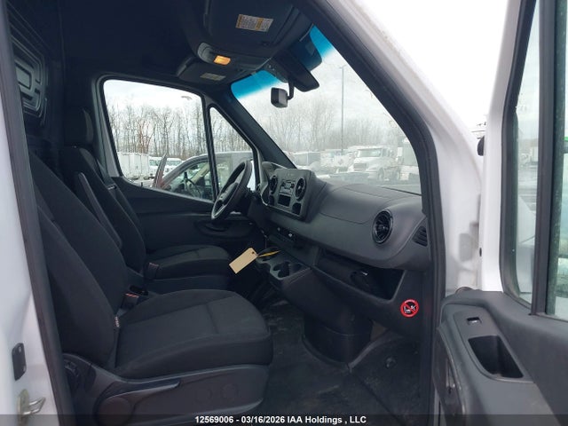 W1Y4KCHY9RP705645 Mercedes-Benz Sprinter 2500