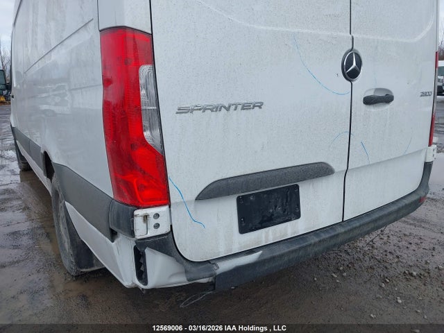 W1Y4KCHY9RP705645 Mercedes-Benz Sprinter 2500