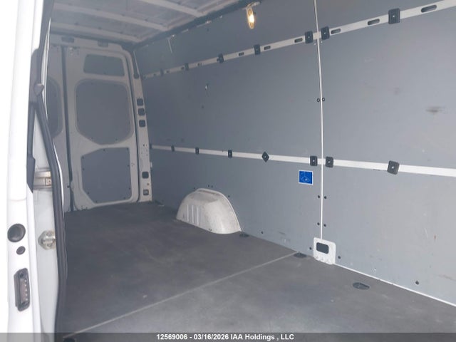 W1Y4KCHY9RP705645 Mercedes-Benz Sprinter 2500