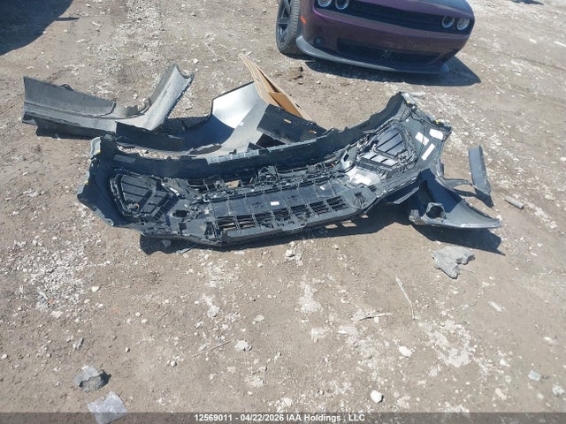WA1EECF38M1037821 Audi Q3