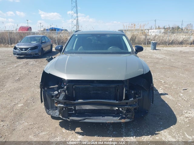 WA1EECF38M1037821 Audi Q3