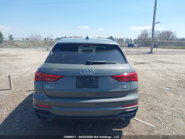 WA1EECF38M1037821 Audi Q3