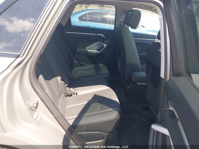 WA1EECF38M1037821 Audi Q3
