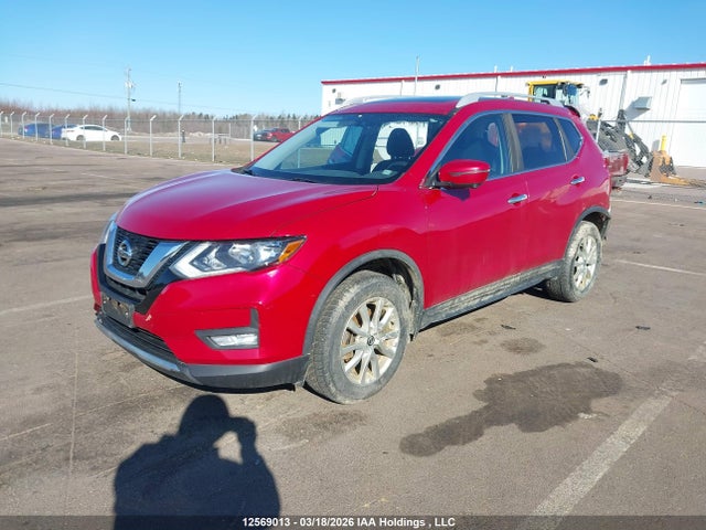 Продажа на аукционе авто 2017 Nissan Rogue S/sl Platinum/sv, vin: 5N1AT2MV4HC786789, номер лота: 12569013