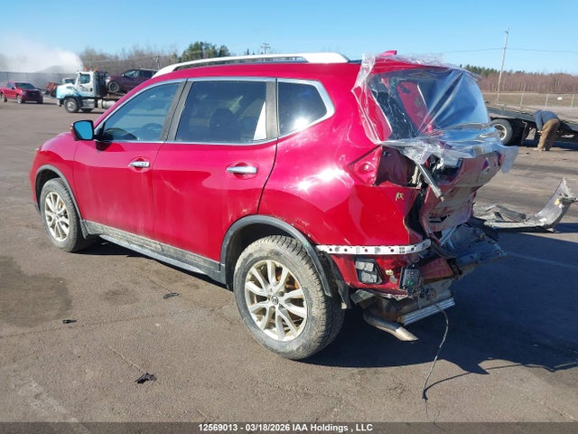 Продажа на аукционе авто 2017 Nissan Rogue S/sl Platinum/sv, vin: 5N1AT2MV4HC786789, номер лота: 12569013