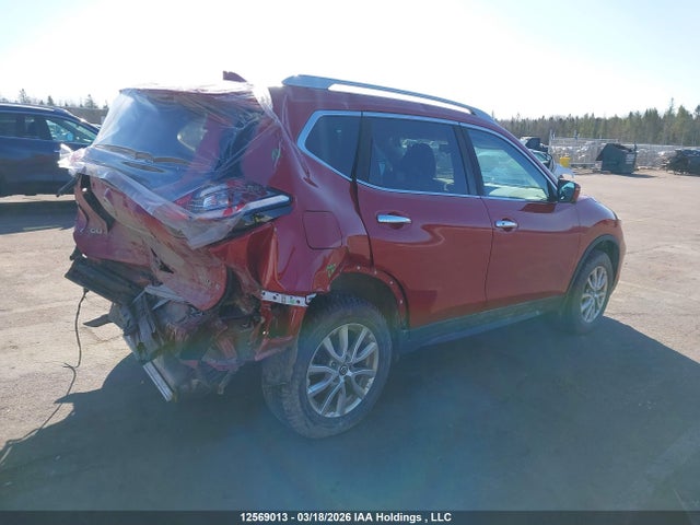 Продажа на аукционе авто 2017 Nissan Rogue S/sl Platinum/sv, vin: 5N1AT2MV4HC786789, номер лота: 12569013