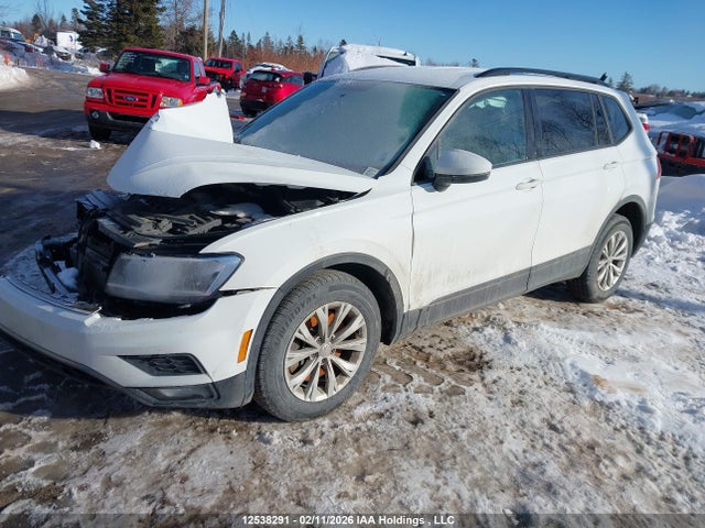 3VV0B7AX6JM149852 Volkswagen Tiguan Trendline