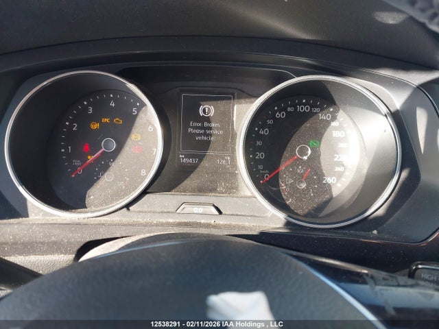 3VV0B7AX6JM149852 Volkswagen Tiguan Trendline