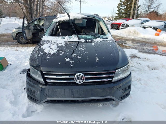 3VV0B7AX4KM099647 Volkswagen Tiguan Trendline