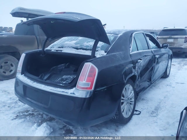 2C3CCAKT1EH151034 Chrysler 300C