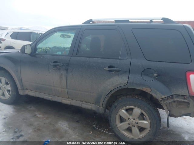 12555434 :رقم المزاد ، 1FMCU9EG2BKC33246 vin ، 2011 Ford Escape Limited مزاد بيع