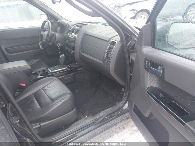 12555434 :رقم المزاد ، 1FMCU9EG2BKC33246 vin ، 2011 Ford Escape Limited مزاد بيع