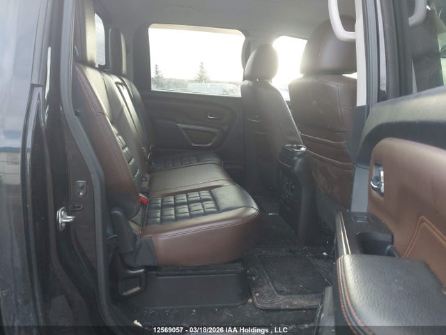 2016 Nissan Titan Xd Sl/pro-4x/plat Reserve მანქანა იყიდება აუქციონზე, vin: 1N6BA1F4XGN502885, აუქციონის ნომერი: 12569057