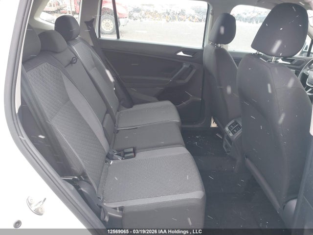 3VV0B7AXXLM126562 Volkswagen Tiguan Trendline