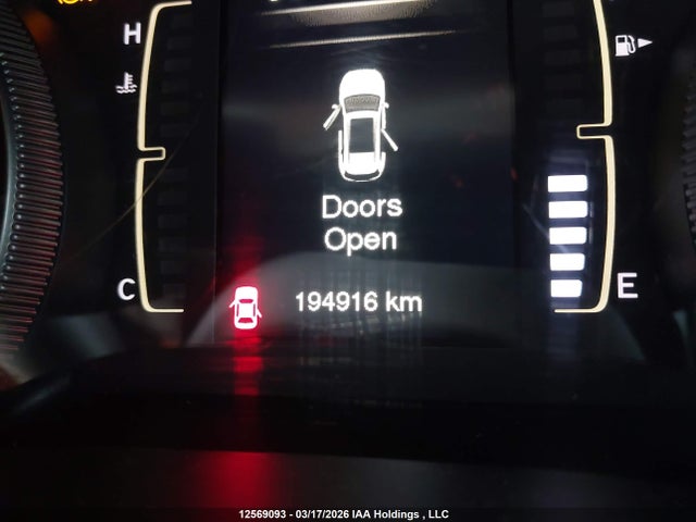 Продажа на аукционе авто 2015 Jeep Cherokee Sport, vin: 1C4PJMAB9FW520562, номер лота: 12569093