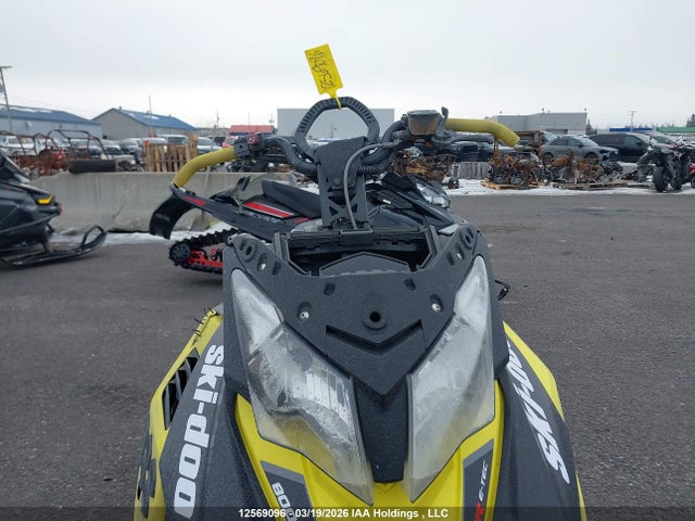 2BPSTKGC5GV000093 Skidoo Skidoo.