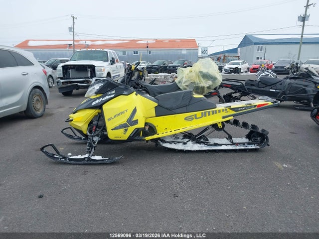 2BPSTKGC5GV000093 Skidoo Skidoo.