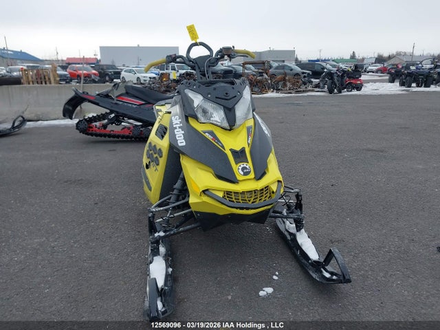 2BPSTKGC5GV000093 Skidoo Skidoo.