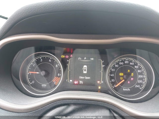1C4PJLAB4FW759964 Jeep Cherokee Sport