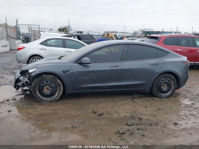 Tesla MODEL 3 2023 5YJ3E1EA2PF686592 Image 14