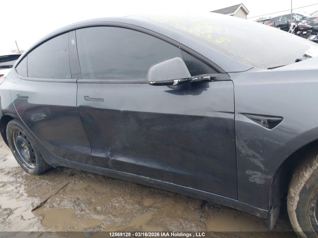 Tesla MODEL 3 2023 5YJ3E1EA2PF686592 Image 18