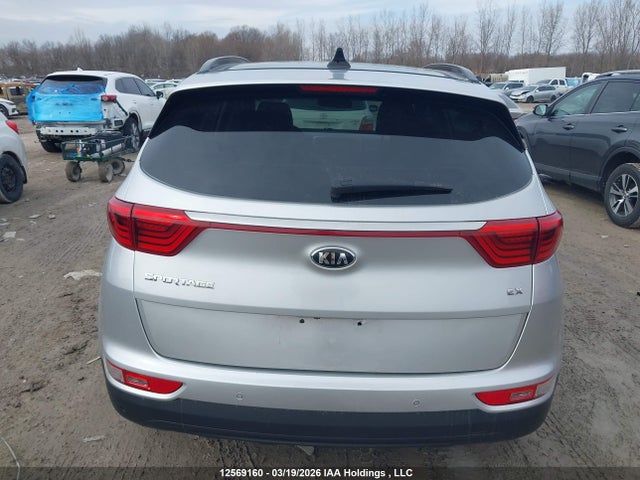 12569160 :رقم المزاد ، KNDPNCAC0J7317005 vin ، 2018 Kia Sportage Ex/ex Premium/ex Tech مزاد بيع