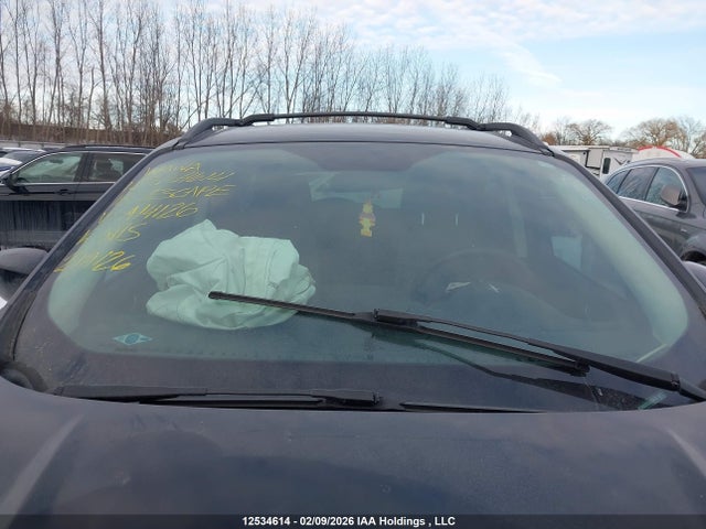 1FMCU0GD2JUA14126 Ford ESCAPE SE