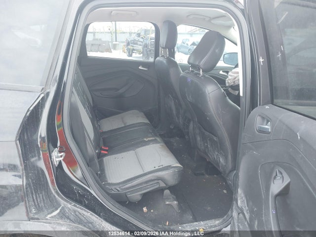 1FMCU0GD2JUA14126 Ford ESCAPE SE