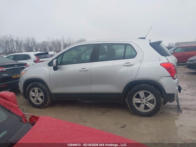 3GNCJKSBXKL404912 Chevrolet TRAX LS