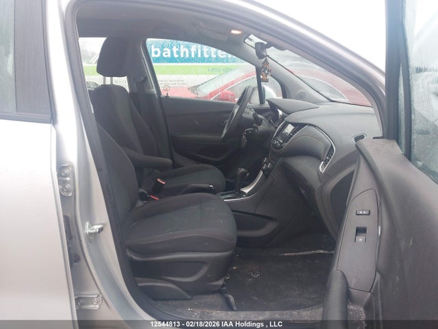 3GNCJKSBXKL404912 Chevrolet TRAX LS