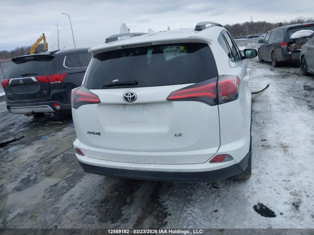 12569182 :رقم المزاد ، 2T3ZFREV3JW519989 vin ، 2018 Toyota Rav4 Le مزاد بيع