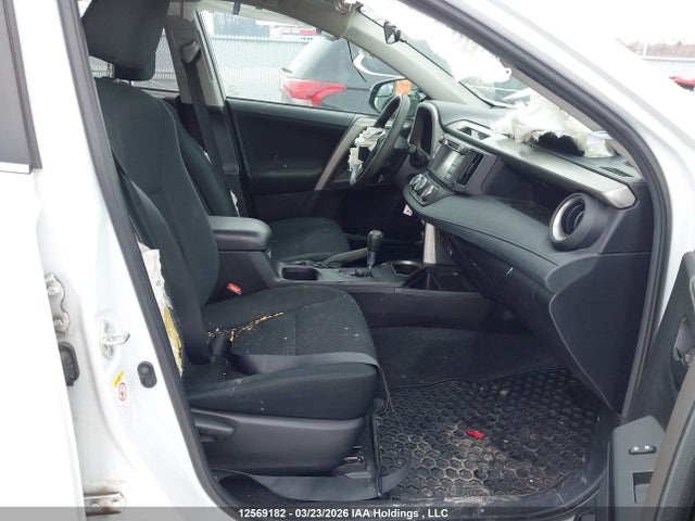 12569182 :رقم المزاد ، 2T3ZFREV3JW519989 vin ، 2018 Toyota Rav4 Le مزاد بيع