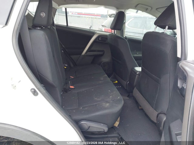 12569182 :رقم المزاد ، 2T3ZFREV3JW519989 vin ، 2018 Toyota Rav4 Le مزاد بيع
