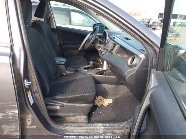 12569199 :رقم المزاد ، 2T3BFREV3FW300751 vin ، 2015 Toyota Rav4 مزاد بيع