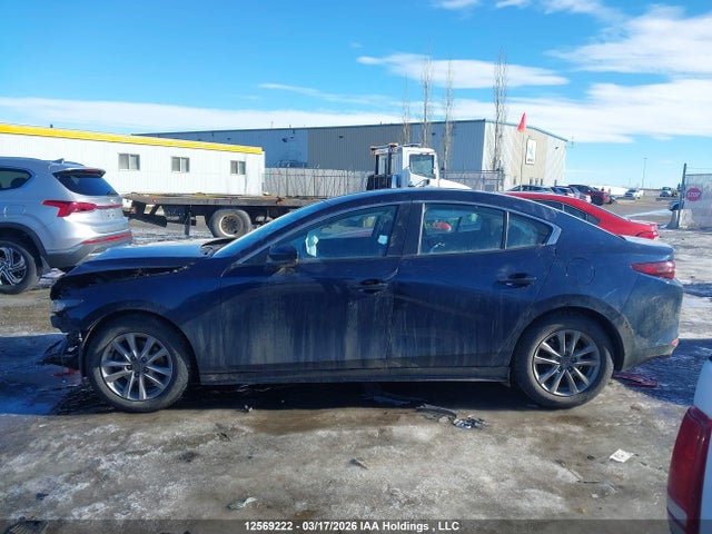 JM1BPBCL9M1323212 Mazda 3 Preferred