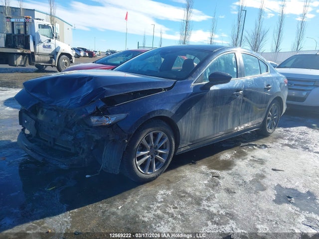 JM1BPBCL9M1323212 Mazda 3 Preferred