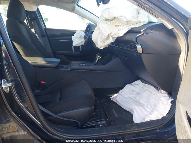 JM1BPBCL9M1323212 Mazda 3 Preferred