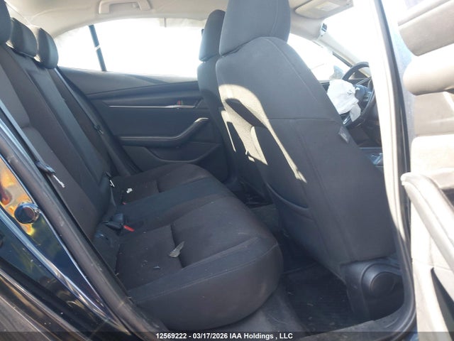JM1BPBCL9M1323212 Mazda 3 Preferred