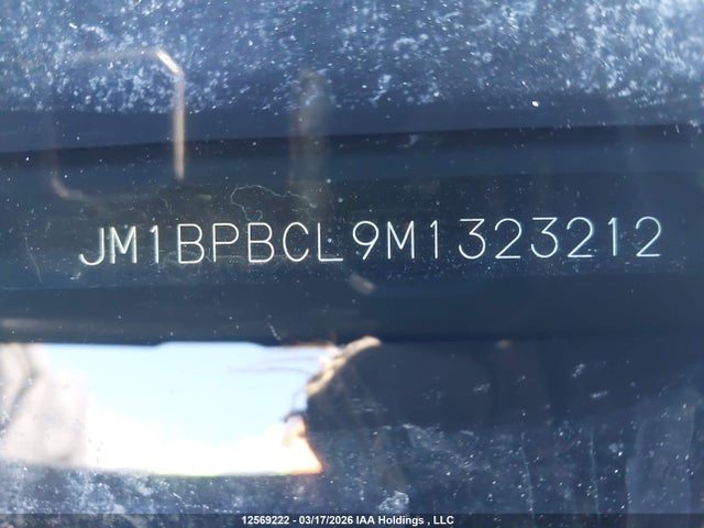 JM1BPBCL9M1323212 Mazda 3 Preferred
