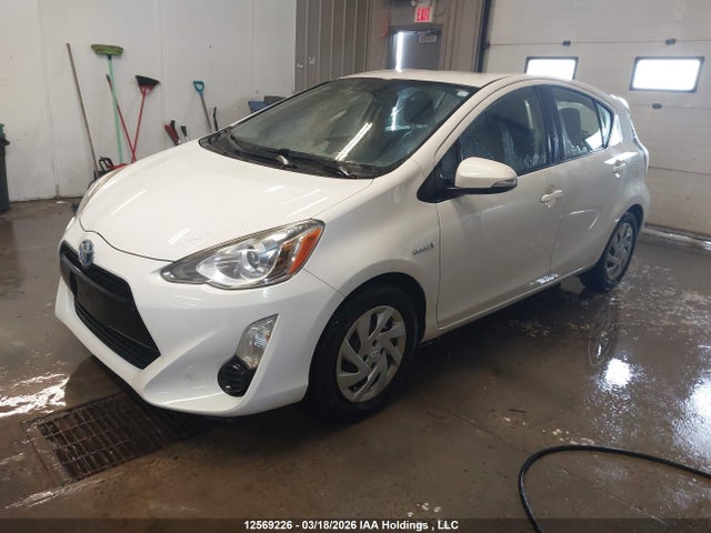 JTDKDTB39F1587291 Toyota PRIUS C